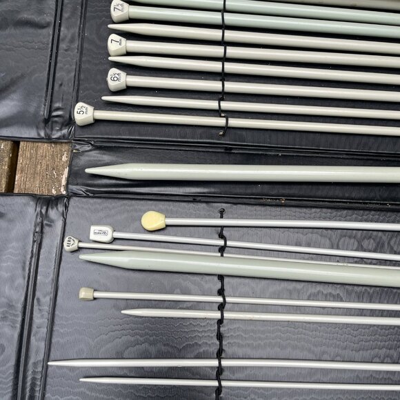 Vintage Aero Knitting Needles Lot With Case - Picture 6 of 8